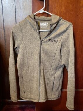 KUIU Women's Hooded Basecamp Jacket